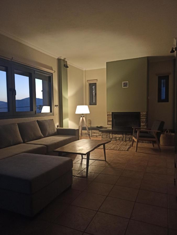 Elatos Boutique Mountainhouse Βίλα Καρπενήσι Εξωτερικό φωτογραφία